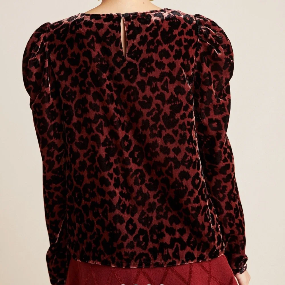Dolan Anthropologie Charley Velvet Leopard Animal Print Long Sleeve Top Shirt XS - Picture 2 of 4